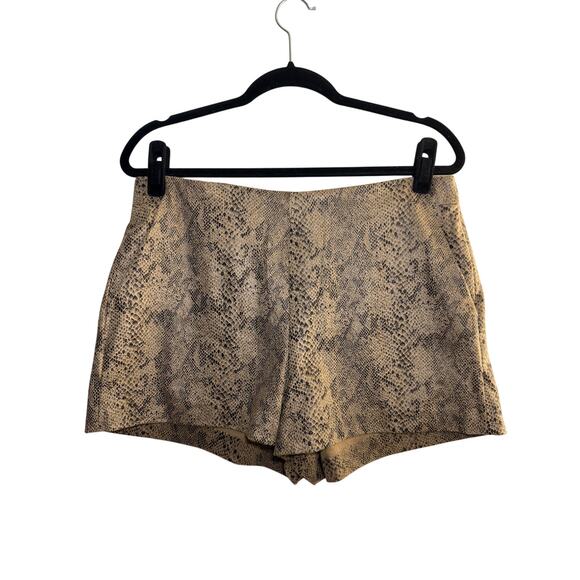 Zara Snake Print High Rise Dress Shorts - Size L - Picture 1 of 8